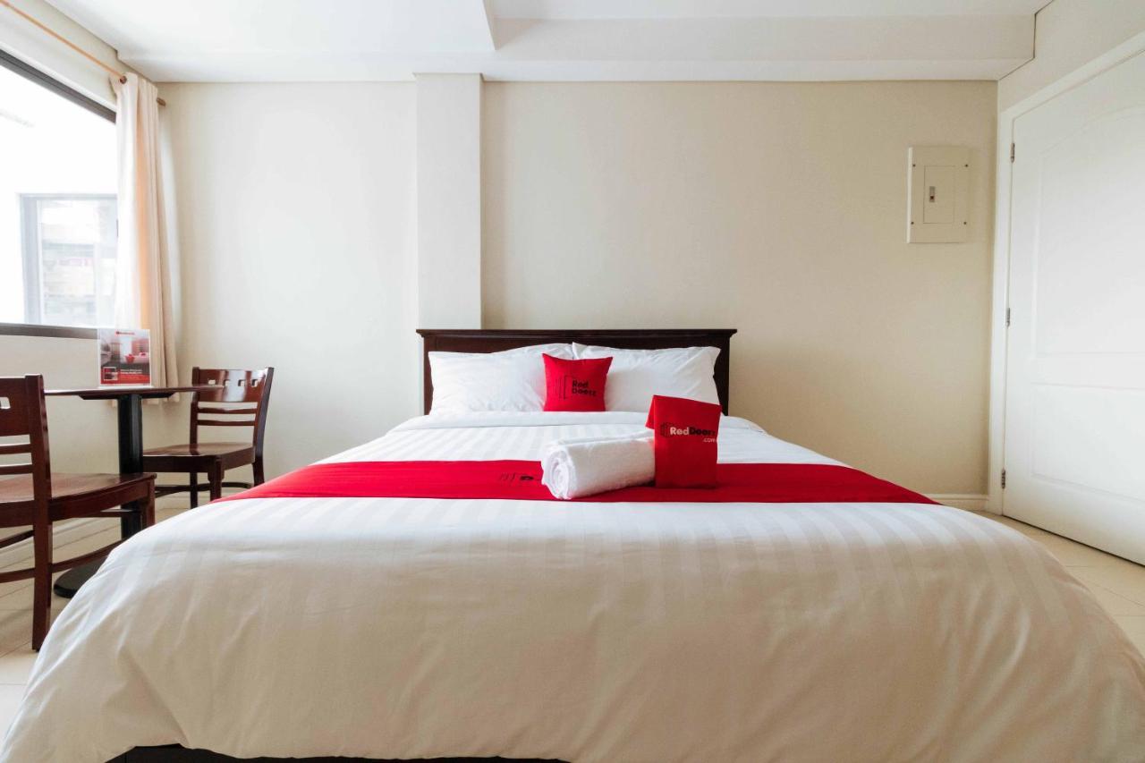 Reddoorz Plus Near Capitol Commons Pasig City Exterior photo